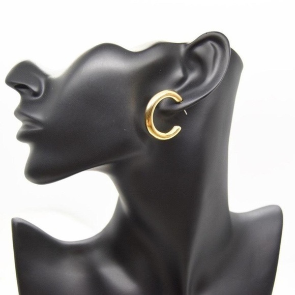 Basic Cuff Gold Hoops - Picture 3 of 4